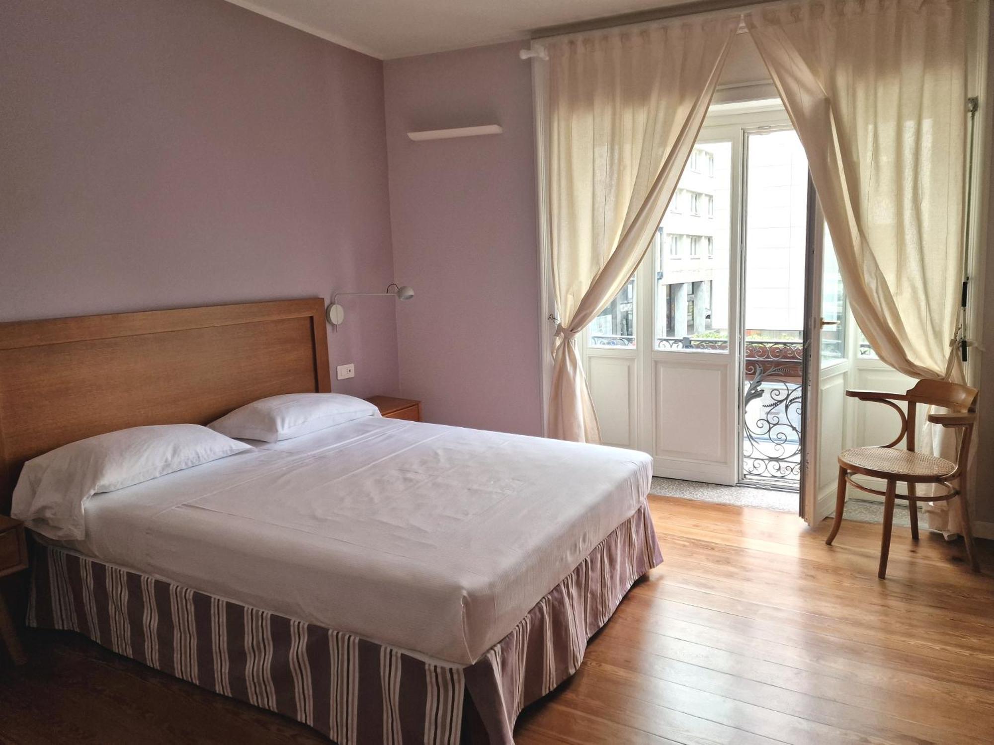 B&B Residenza Cavour Como Exteriör bild