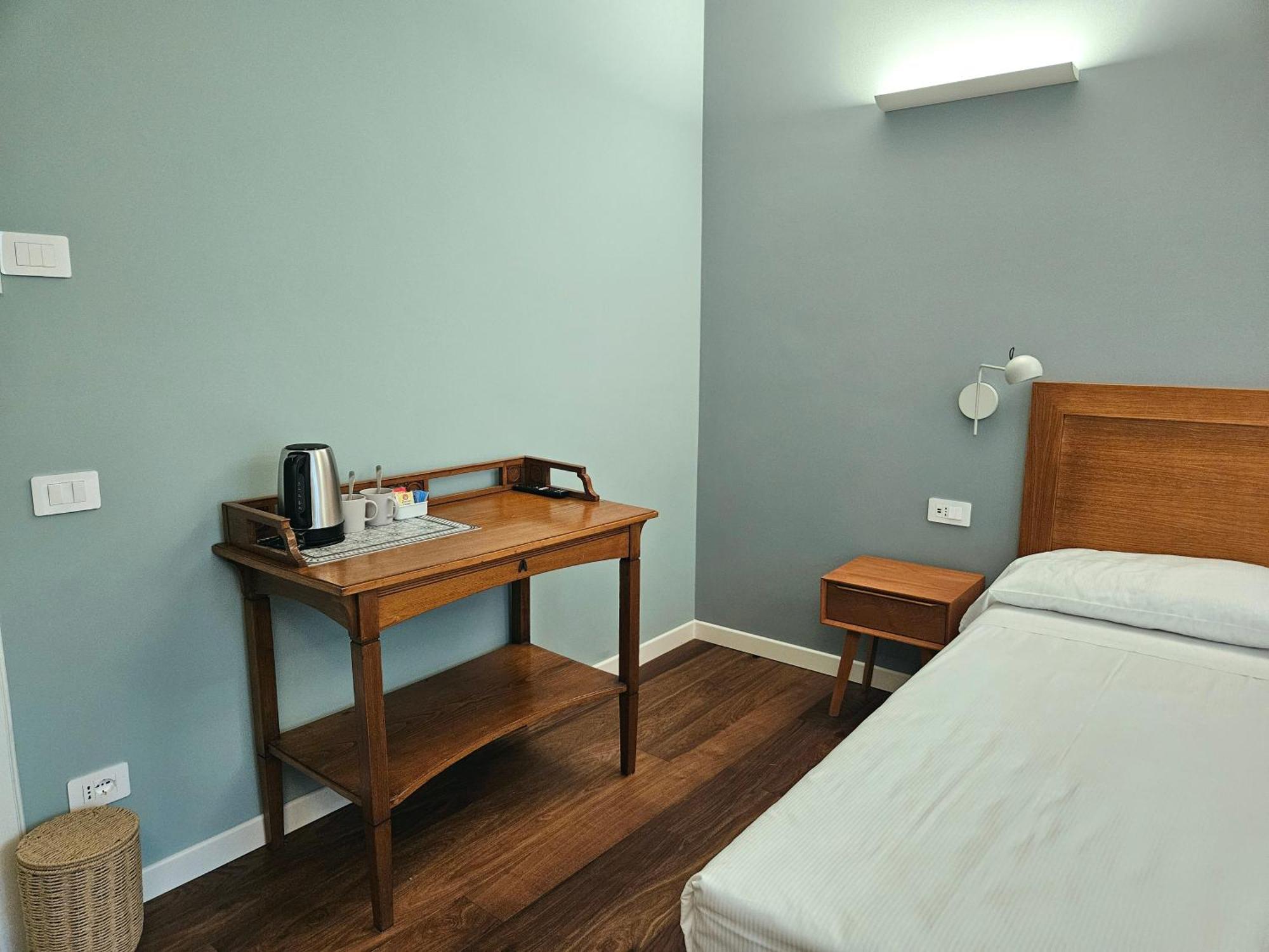 B&B Residenza Cavour Como Exteriör bild