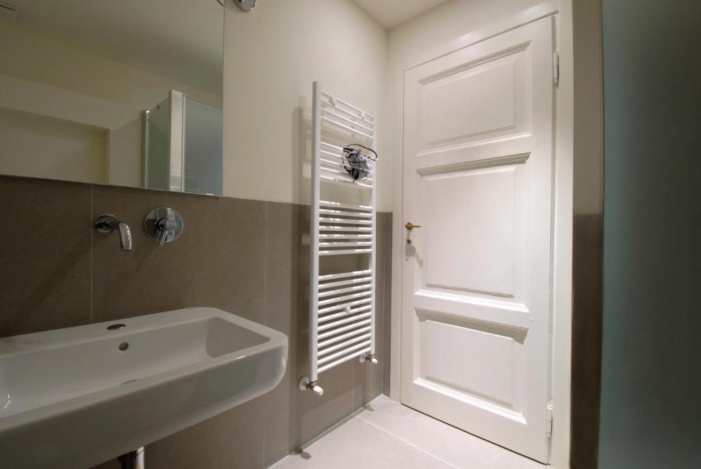 B&B Residenza Cavour Como Rum bild